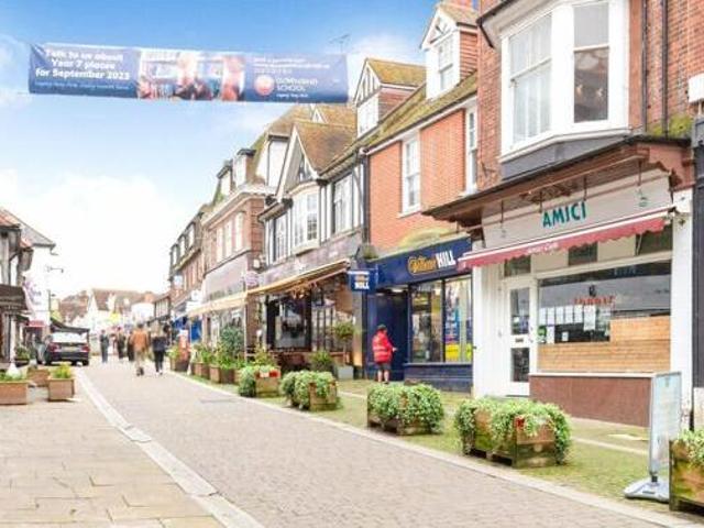 House for sale in Pachesham Park, Surrey