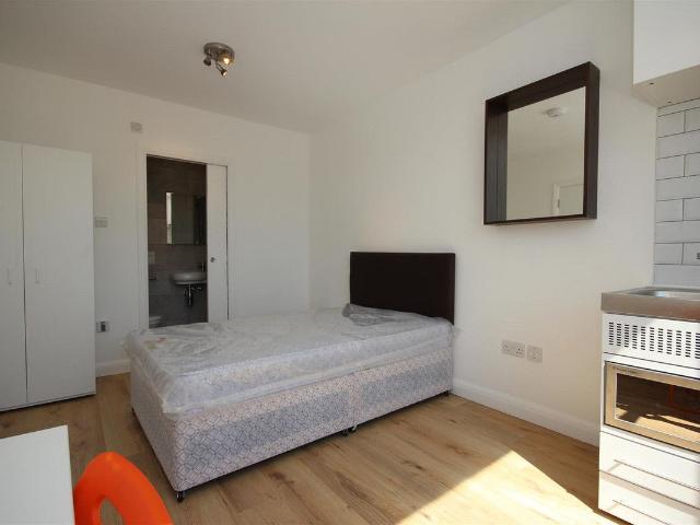 Apartment for rent in Harlesden, Greater London