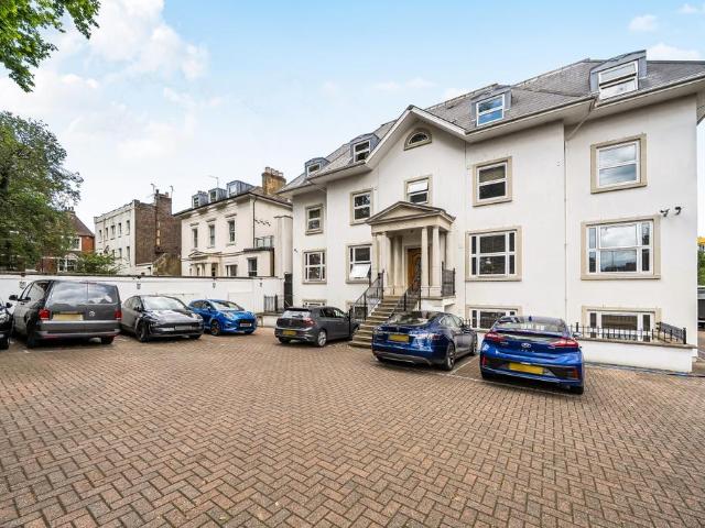 Apartment for rent in Hornsey, Greater London