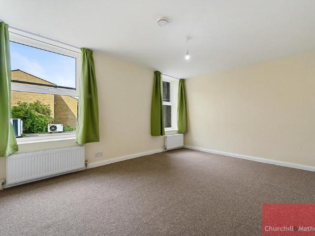 House for rent in Harlesden, Greater London