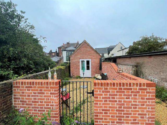Apartment for rent in Lymington, New Forest