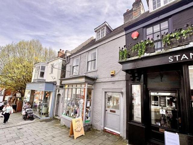 House for sale in Lymington, New Forest