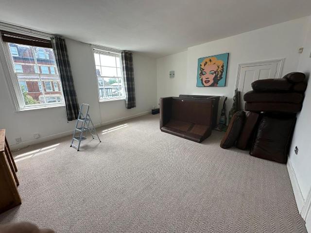 Apartment for rent in Midway, Kent