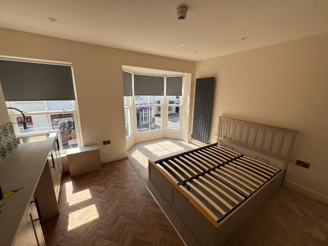Studio for rent in Menai Bridge
