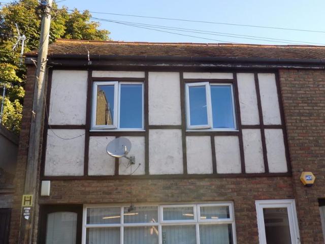 Studio for rent in Minster-on-Sea, Oad Street