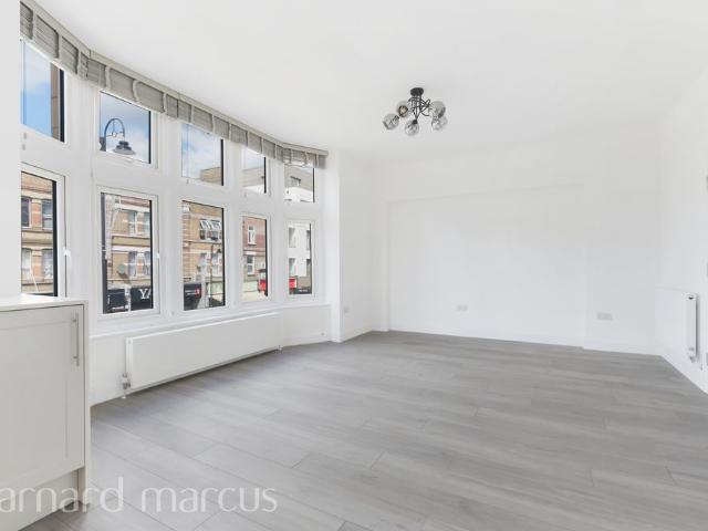 Apartment for rent in New Malden, Greater London