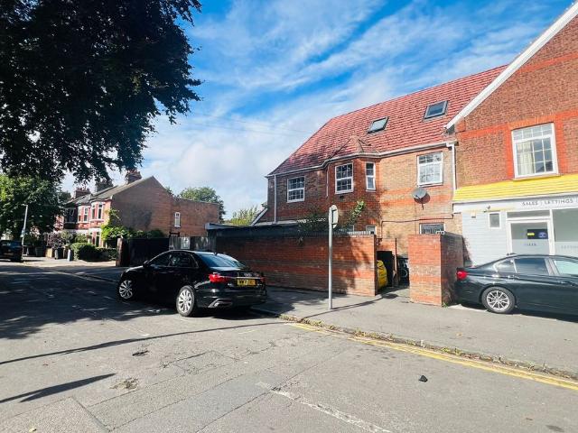 Apartment for rent in Dunstable, Isle Of Man