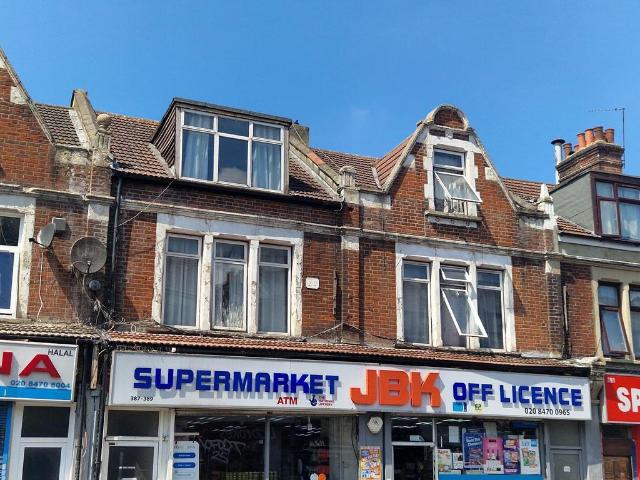 Apartment for rent in Manor Park, Greater London