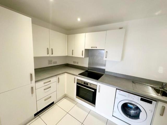 Apartment for rent in St Crispin's, Upton
