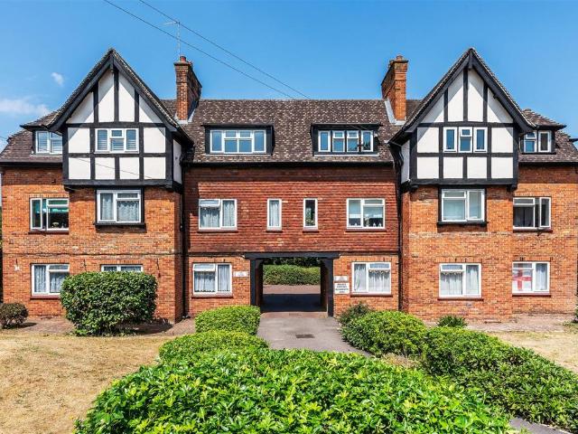 Apartment for rent in Oxted, Hillview