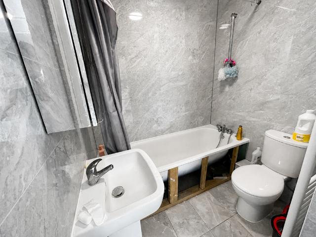 Apartment for rent in Westfield, Woking