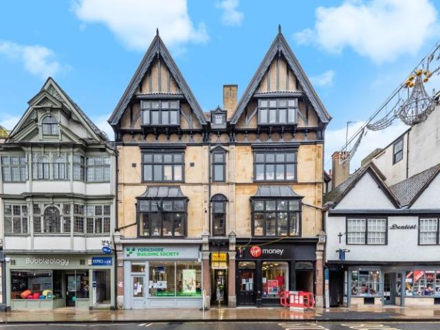 Room for rent in Holywell, The Slade