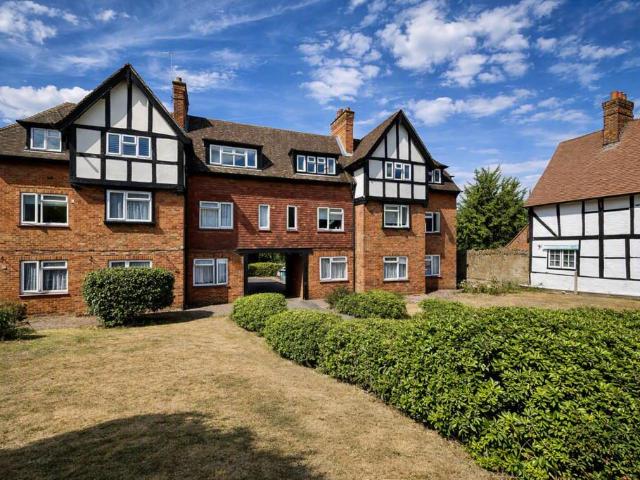 Apartment for rent in Oxted, Hillview