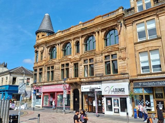 Apartment for rent in Castlehead, Glenburn