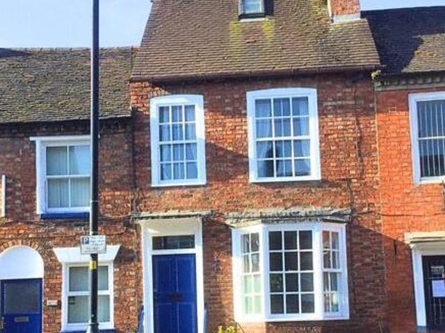 House for sale in Crookhill, Worcestershire