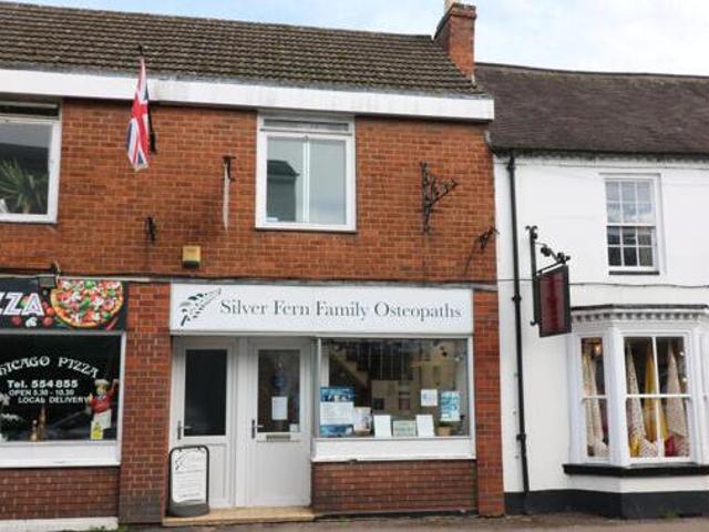 House for sale in Crookhill, Worcestershire