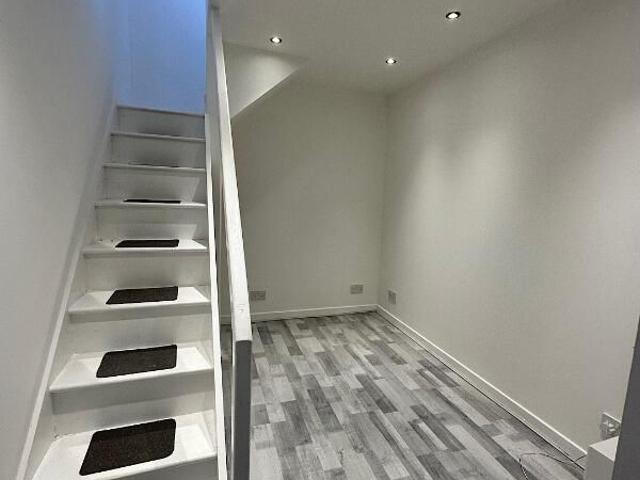Apartment for rent in Bridgend, Moneydie