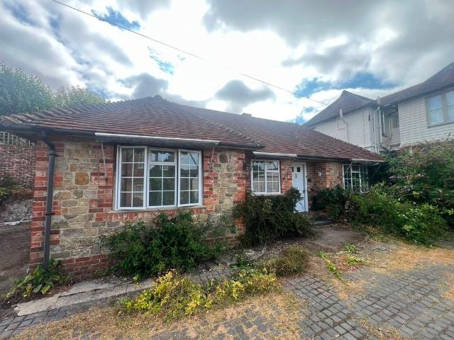 House for rent in Littlecote, West Sussex