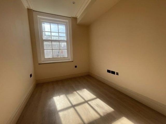 Apartment for rent in East Cliff, Acol