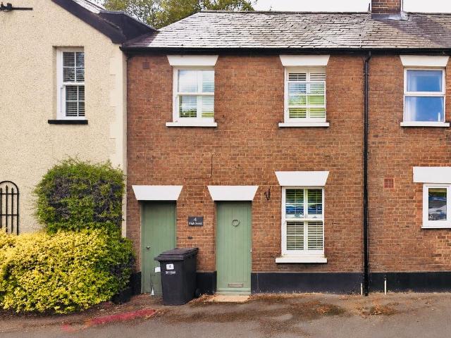 House for rent in Five Acres, Hertfordshire