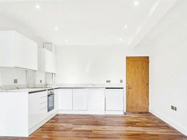 House for sale in Batchworth