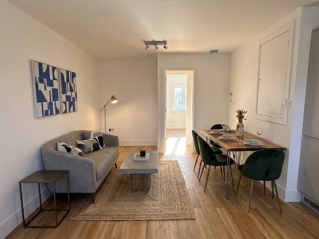 Apartment for rent in The Cedars Estate, Three Rivers