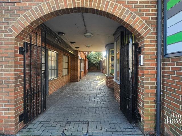 Apartment for rent in Vastern, Wiltshire