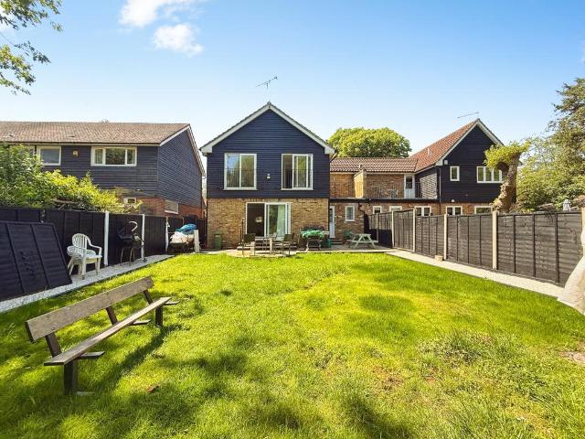 House for rent in Roydon, Epping