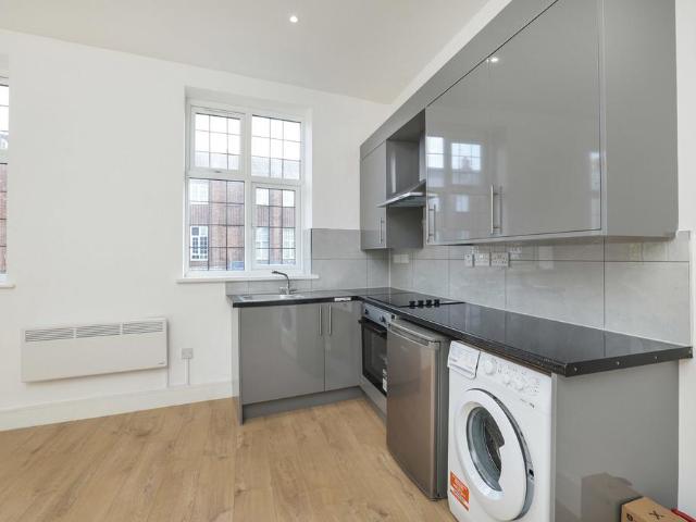 Apartment for rent in London Borough of Hillingdon, Greater London