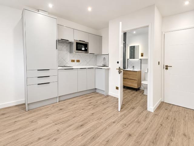 Studio for rent in Shirehampton, Bristol