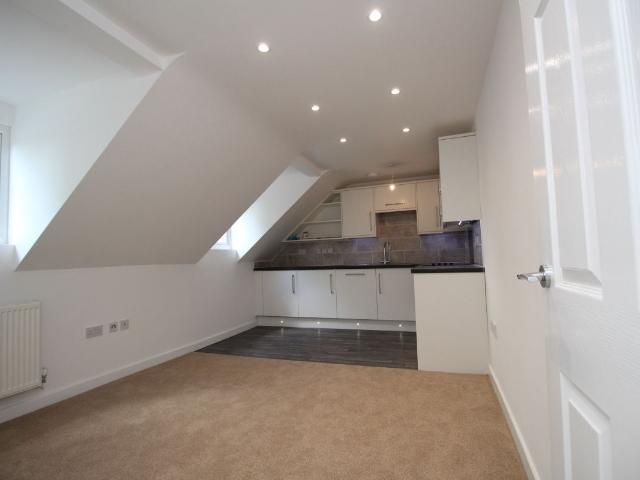 Apartment for rent in Regent Quay, Oad Street