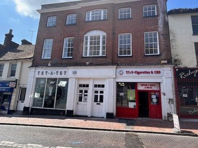 Studio for rent in Regent Quay, Oad Street