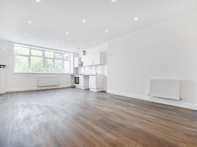Studio for rent in Regent Quay, Oad Street