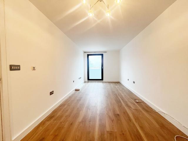 Apartment for rent in Slough