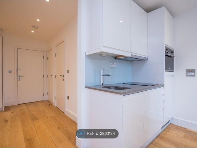 Apartment for rent in Slough
