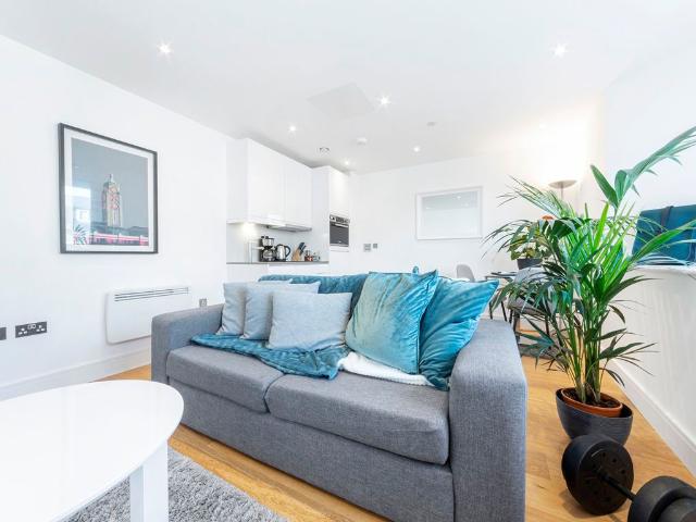 Apartment for rent in Slough
