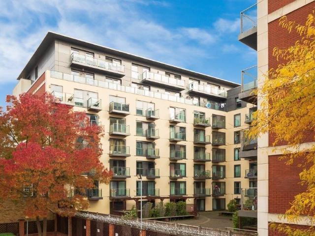 Apartment for rent in Slough