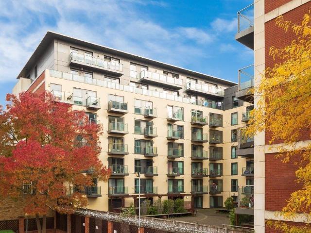 Apartment for rent in Slough