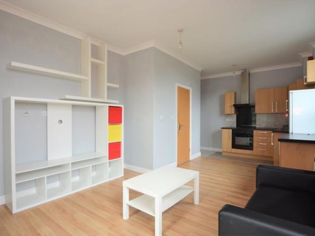 Studio for rent in Slough