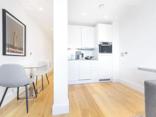 Studio for rent in Chalvey, Slough