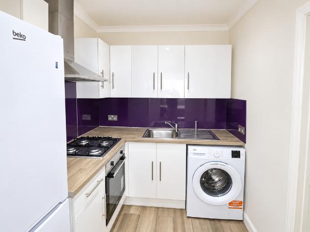 Studio for rent in Slough