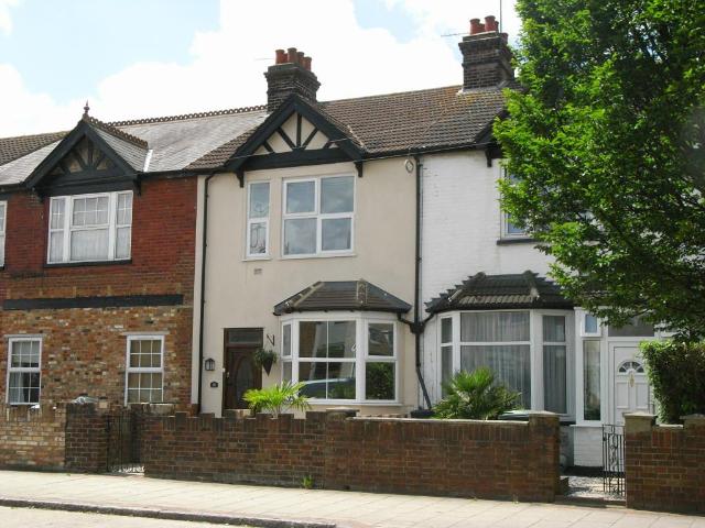 Studio for rent in Five Acres, Hertfordshire