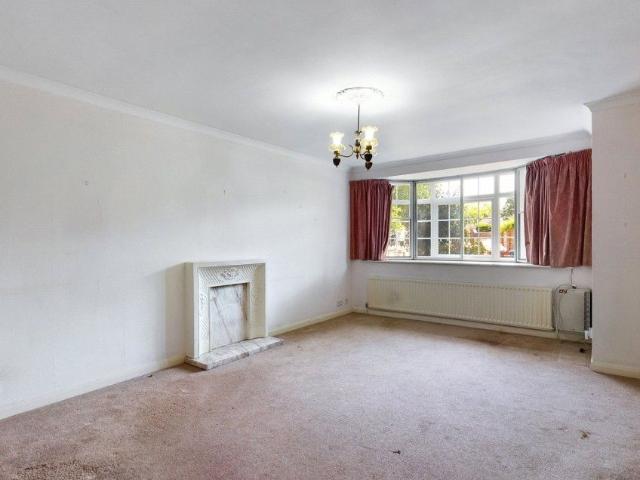 House for rent in Lower Halliford, Surrey