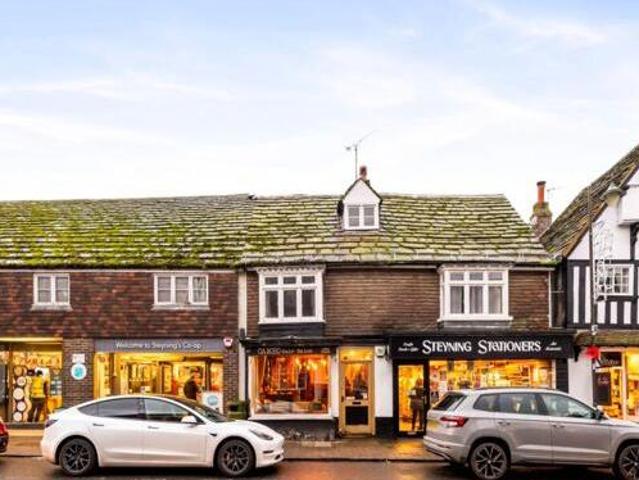 House for sale in Horsham, West Sussex