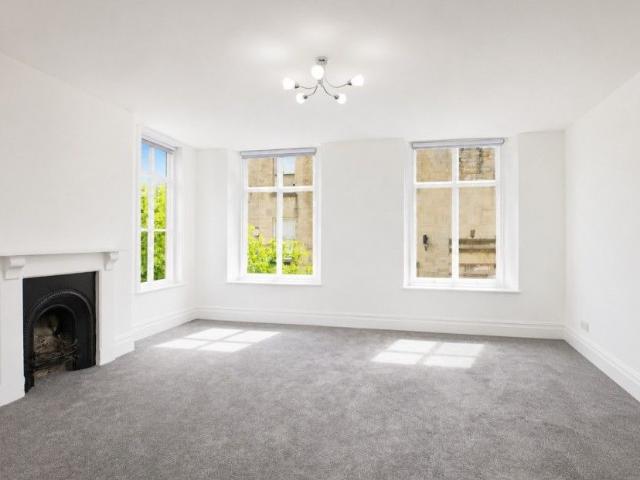 Apartment for rent in Stroud, School House