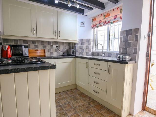House for rent in Abbeyhill, City of Edinburgh