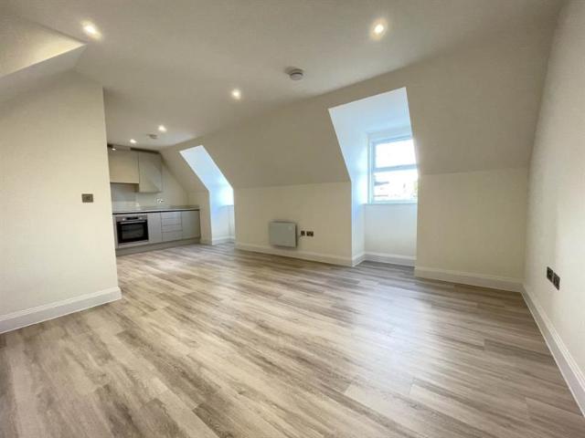 Apartment for rent in Sunninghill and Ascot, Sunninghill