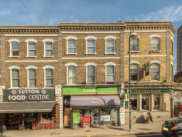 Apartment for rent in London Borough of Sutton, Greater London