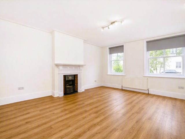 Apartment for rent in London Borough of Richmond upon Thames, Greater London