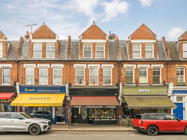 Studio for rent in Strawberry Hill, Greater London